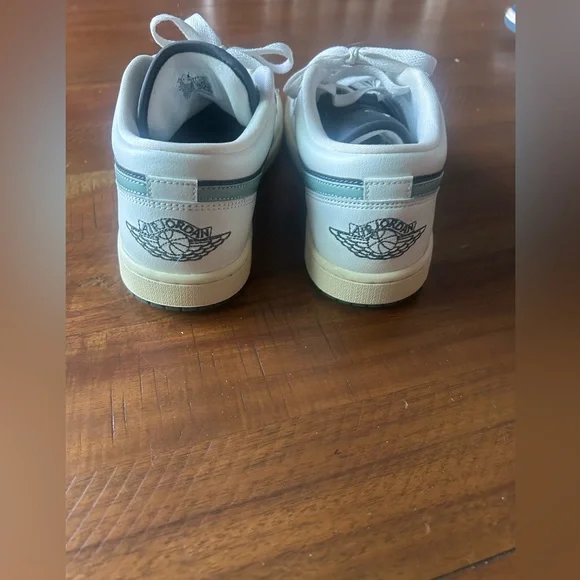 Nike Low Dunks NWOB women’s 9 or men’s 7 - Picture 4 of 6